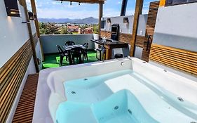 Casa Conceito Com Jacuzzi, Vista E Ar Na Praia Do Rosa